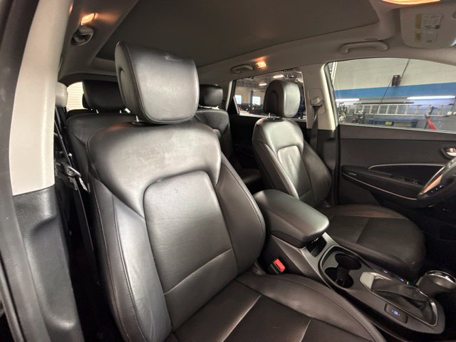 Used 2016 Hyundai Santa Fe Limited w/ Option Group 04 FWD image 36