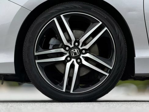 Used 2016 Honda Accord Sport image 18