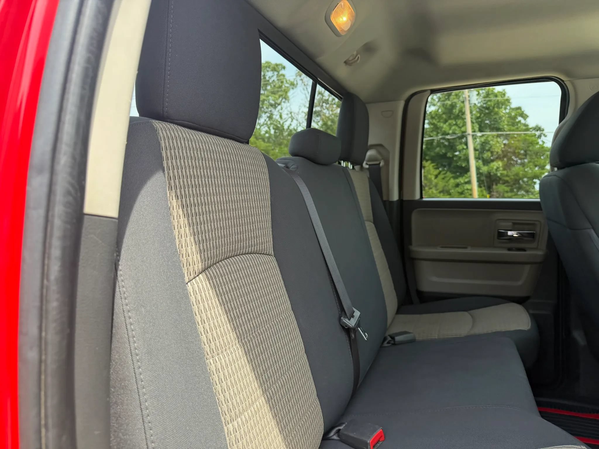 Used 2012 RAM 1500 Classic SLT AWD/4WD image 43