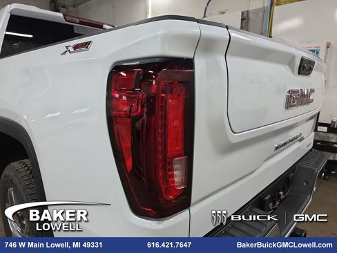 New 2026 GMC Sierra 1500 SLT w/ SLT Premium Plus Package image 32