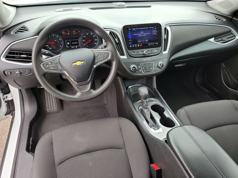Used 2023 Chevrolet Malibu LT FWD image 14