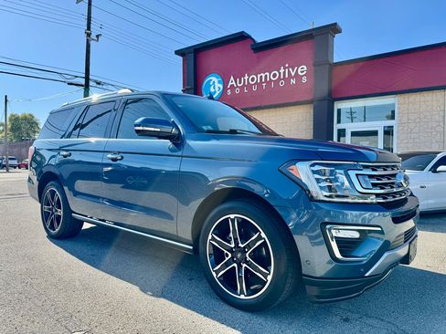Used 2019 Ford Expedition Limited w/ Texas Edition Package image 2
