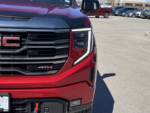 Used 2023 GMC Sierra 1500 AT4 w/ Technology Package image 7