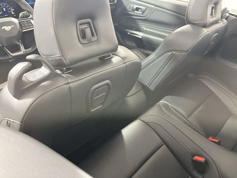 Used 2025 Ford Mustang Premium RWD image 24