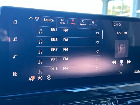 New 2026 Nissan Pathfinder Platinum image 18