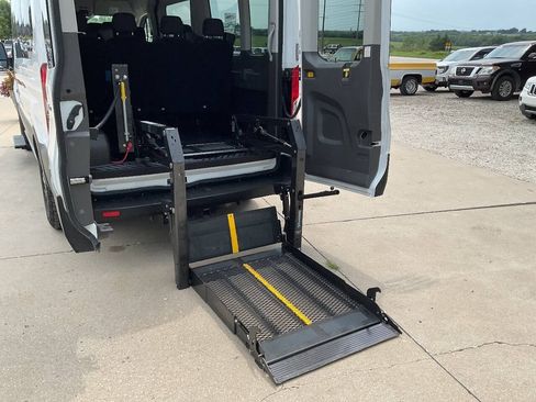Used 2022 Ford Transit 350 XLT RWD image 14