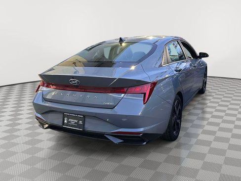 Used 2023 Hyundai Elantra Limited w/ Cargo Package FWD image 2