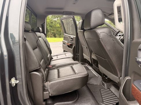 Used 2018 GMC Sierra 2500 SLT AWD/4WD image 18
