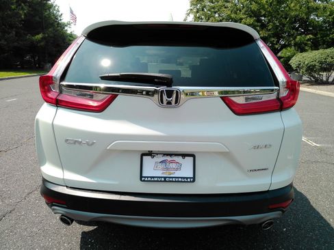 Used 2018 Honda CR-V Touring image 7