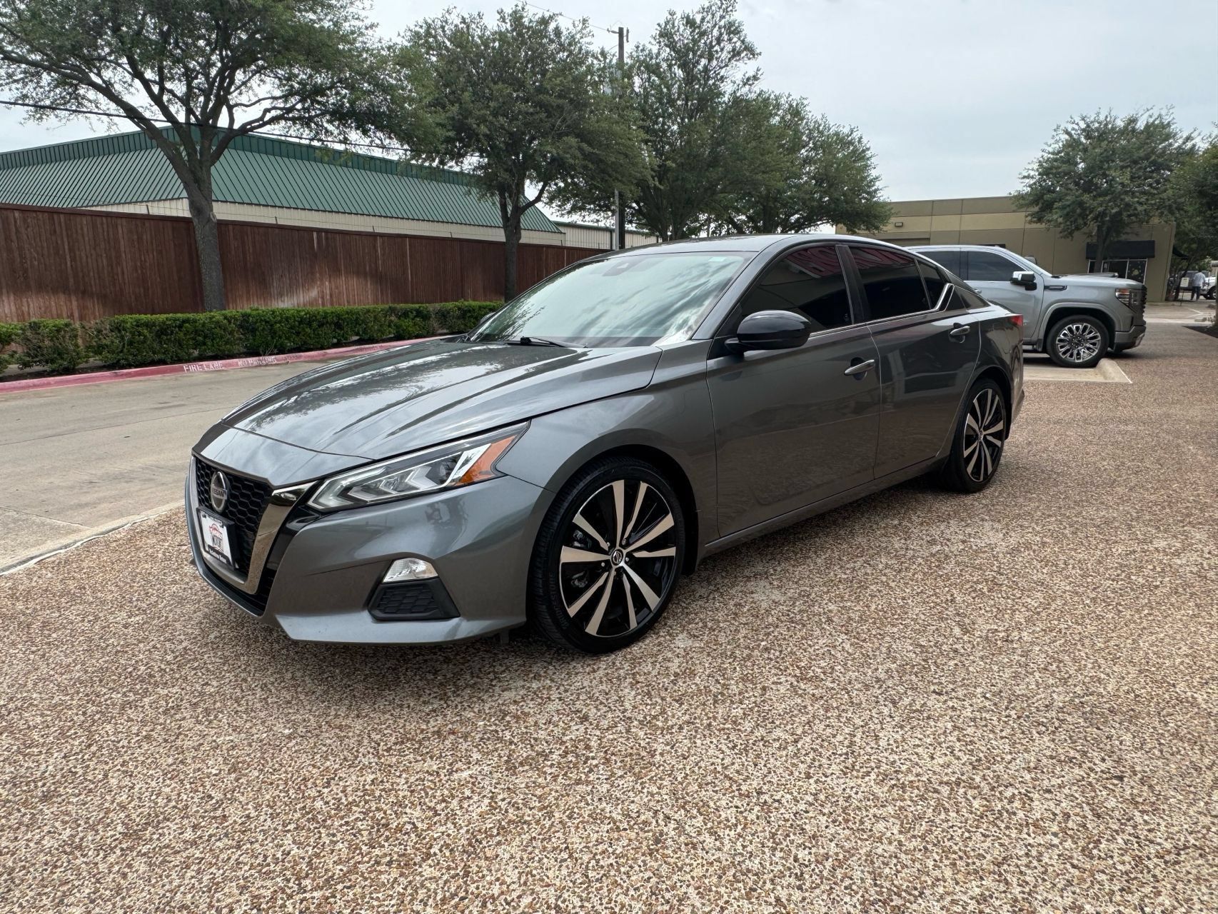 Used 2022 Nissan Altima 2.5 SR FWD image 12