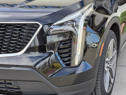 Used 2023 Cadillac XT4 Sport image 9