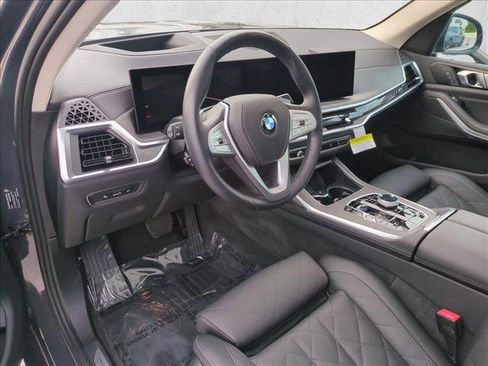 Certified 2026 BMW X7 xDrive40i image 10