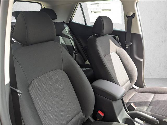 Used 2026 Hyundai Venue SE FWD image 21