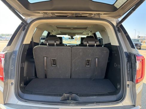 Used 2022 GMC Acadia Denali w/ Denali Ultimate Package image 22