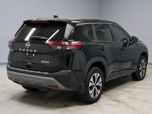Certified 2022 Nissan Rogue SV image 11