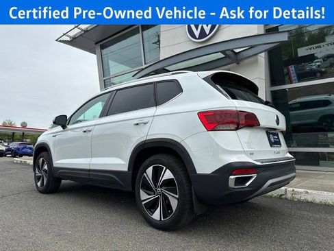 Certified 2024 Volkswagen Taos SE AWD/4WD image 30