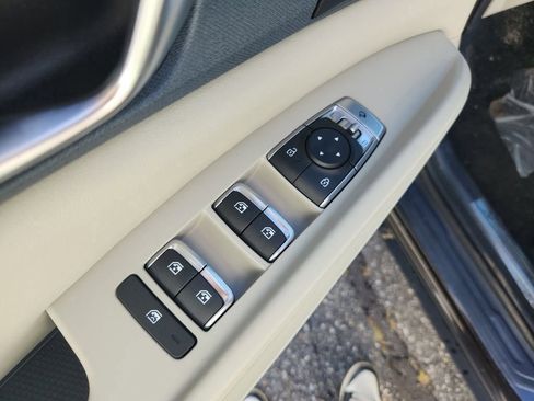 New 2026 Kia Carnival EX image 12