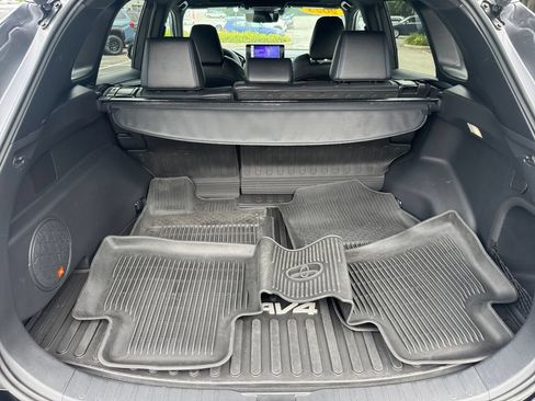 Used 2023 Toyota RAV4 XSE AWD/4WD image 16