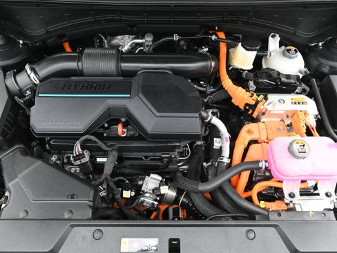 Used 2025 Hyundai Santa Fe Limited image 28