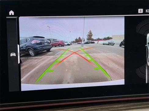 Used 2023 BMW 530e image 18