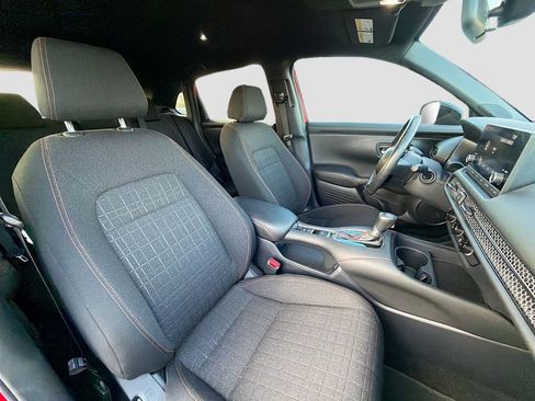 Used 2024 Honda HR-V Sport image 26