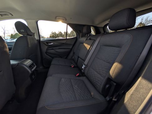 Used 2021 Chevrolet Equinox LT image 31