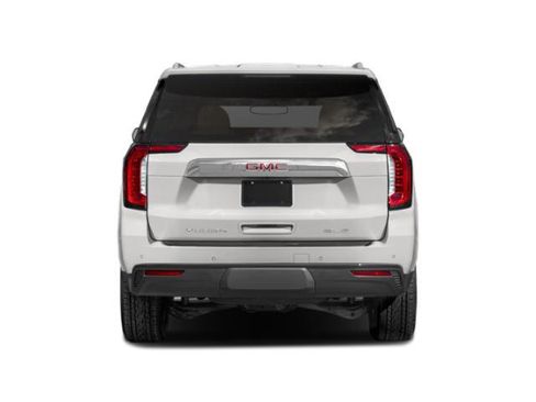 Used 2024 GMC Yukon SLE w/ Gmc Pro Safety Plus Package image 8