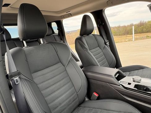 Used 2026 Mitsubishi Outlander Trail Edition image 13