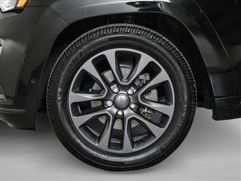 Used 2018 Jeep Grand Cherokee High Altitude AWD/4WD image 24