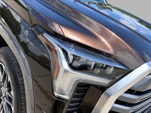 Used 2023 Toyota Tundra Limited AWD/4WD image 28