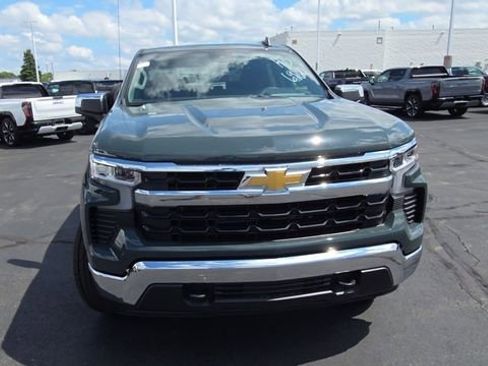 New 2026 Chevrolet Silverado 1500 LT image 3