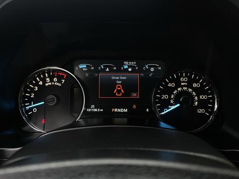 Used 2018 Ford F150 Lariat w/ Equipment Group 502A Luxury image 27