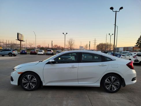 Used 2017 Honda Civic EX-T image 4
