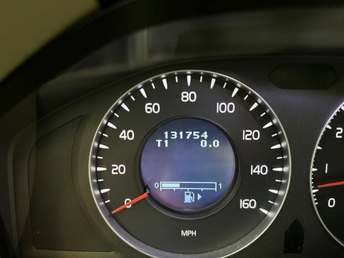 Used 2008 Volvo XC70 3.2 AWD/4WD image 26