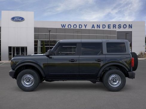 New 2026 Ford Bronco 4-Door AWD/4WD image 3