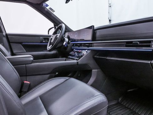 Used 2024 Hyundai Santa Fe Calligraphy image 15