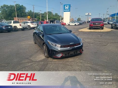 Used 2023 Kia Forte GT-Line w/ GT-Line Technology Package FWD image 1