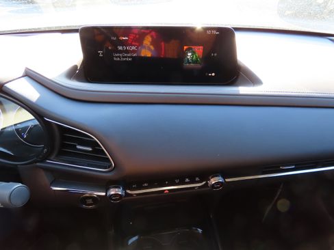 Certified 2025 MAZDA CX-30 2.5 Turbo w/ Premium Package image 23