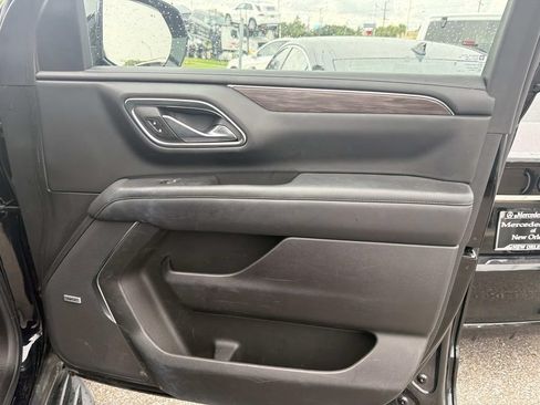 Used 2023 Chevrolet Tahoe LT w/ Luxury Package RWD image 14