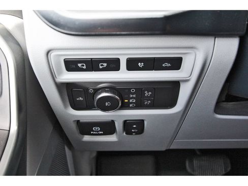 Certified 2022 Ford F150 Limited AWD/4WD image 17