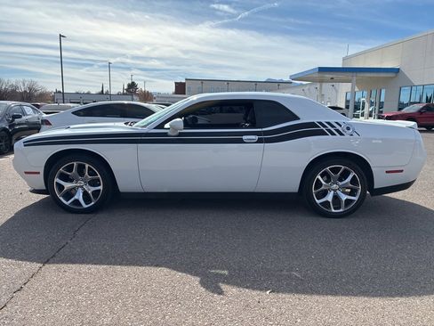 Used 2015 Dodge Challenger SXT Plus w/ Sound Group II image 2