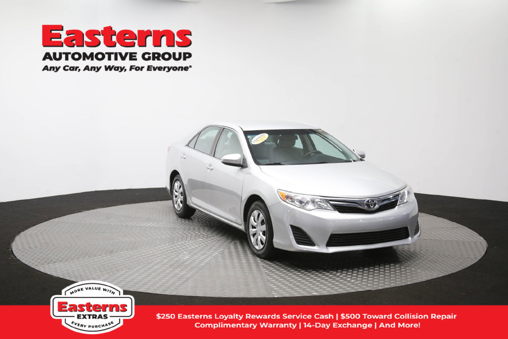 Used 2014 Toyota Camry LE FWD image 51
