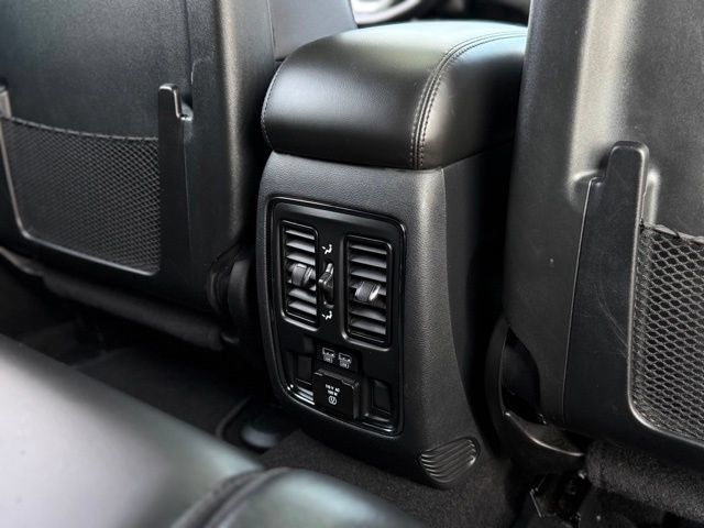 Used 2020 Jeep Grand Cherokee Limited w/ Trailer Tow Group IV AWD/4WD image 20