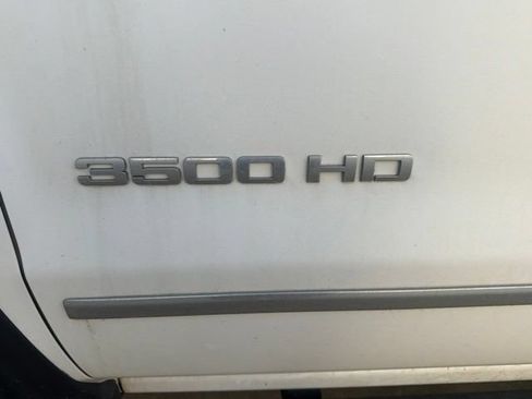 Used 2016 Chevrolet Silverado 3500 LTZ AWD/4WD image 12