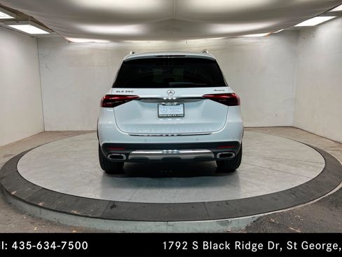 Certified 2025 Mercedes-Benz GLE 350 4MATIC image 4