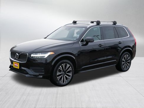 Used 2020 Volvo XC90 T5 Momentum image 3