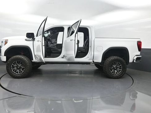 Used 2021 GMC Sierra 1500 AT4 w/ Technology Package AWD/4WD image 32