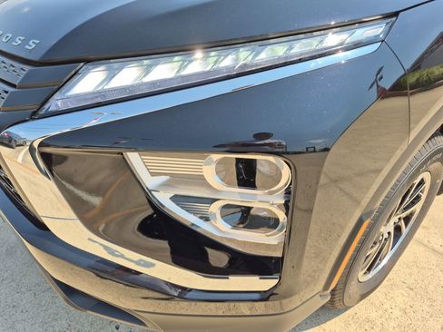 Used 2025 Mitsubishi Eclipse Cross ES image 29