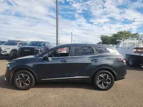 Used 2023 Kia Sportage LX FWD image 9
