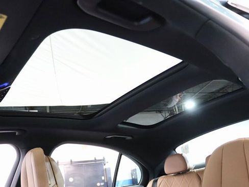 Certified 2024 Mercedes-Benz E 350 4MATIC Sedan w/ Airmatic Package image 9